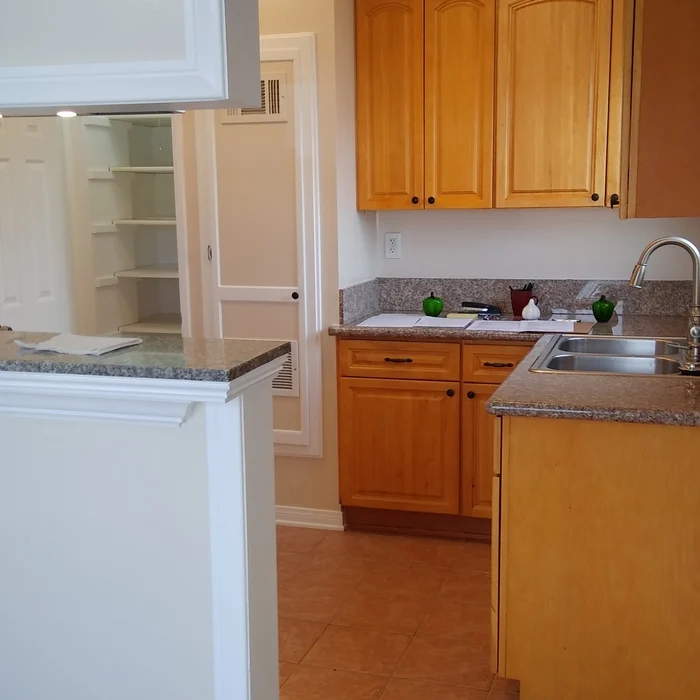 Kitchen pantry and built-in shelving by Felipe Handyman